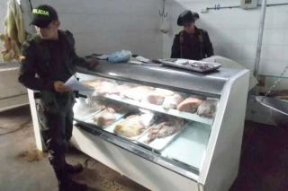 184 kilos de Carne de cerdo y 35 de carne seca fueron decomisados en la plaza de mercado de Arauca.